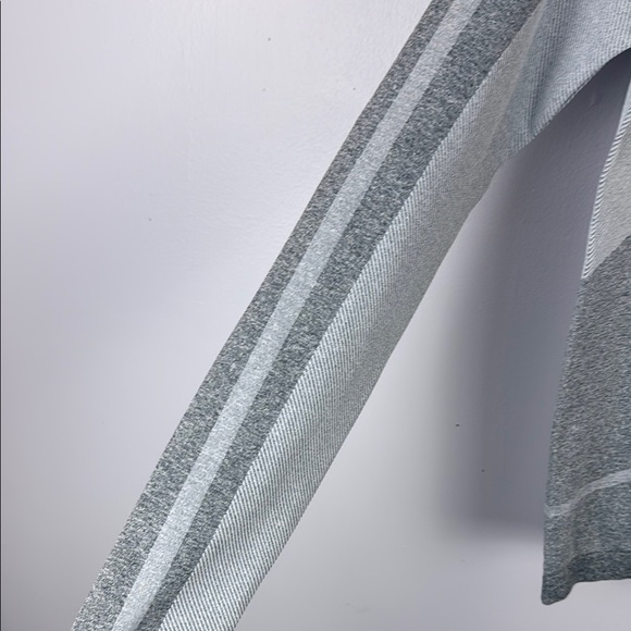 Ryka Gray Zip Up Fitted Sweater with Athletic Design Size XL - Picture 5 of 9